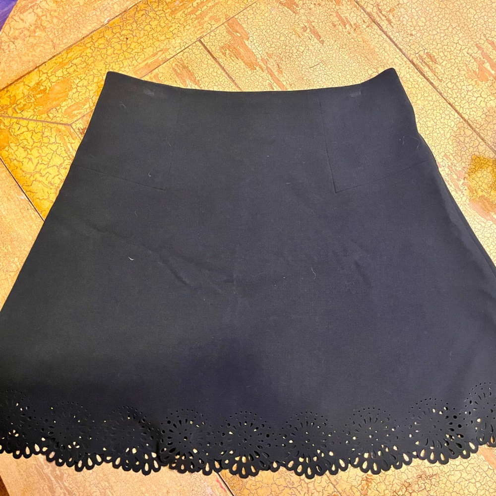Barely worn black Loft skirt. Size 8.